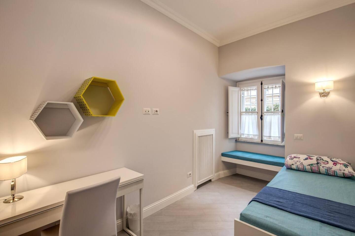 Flat With Terrace By Vatican Rome Bagian luar foto
